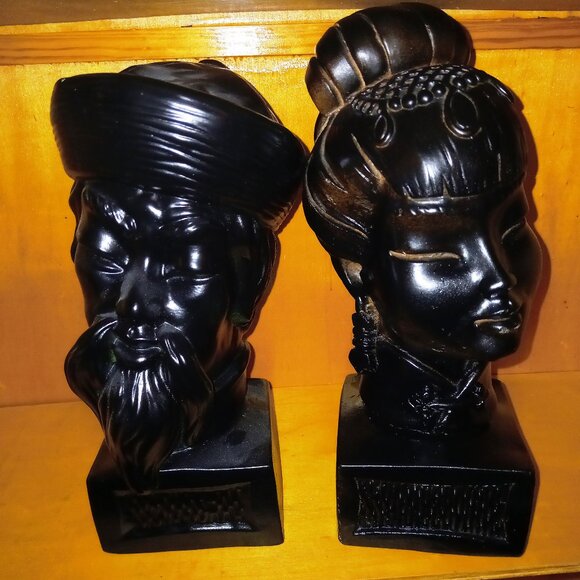 Eastern Elegance- Pair of Busts - Picture 1 of 3
